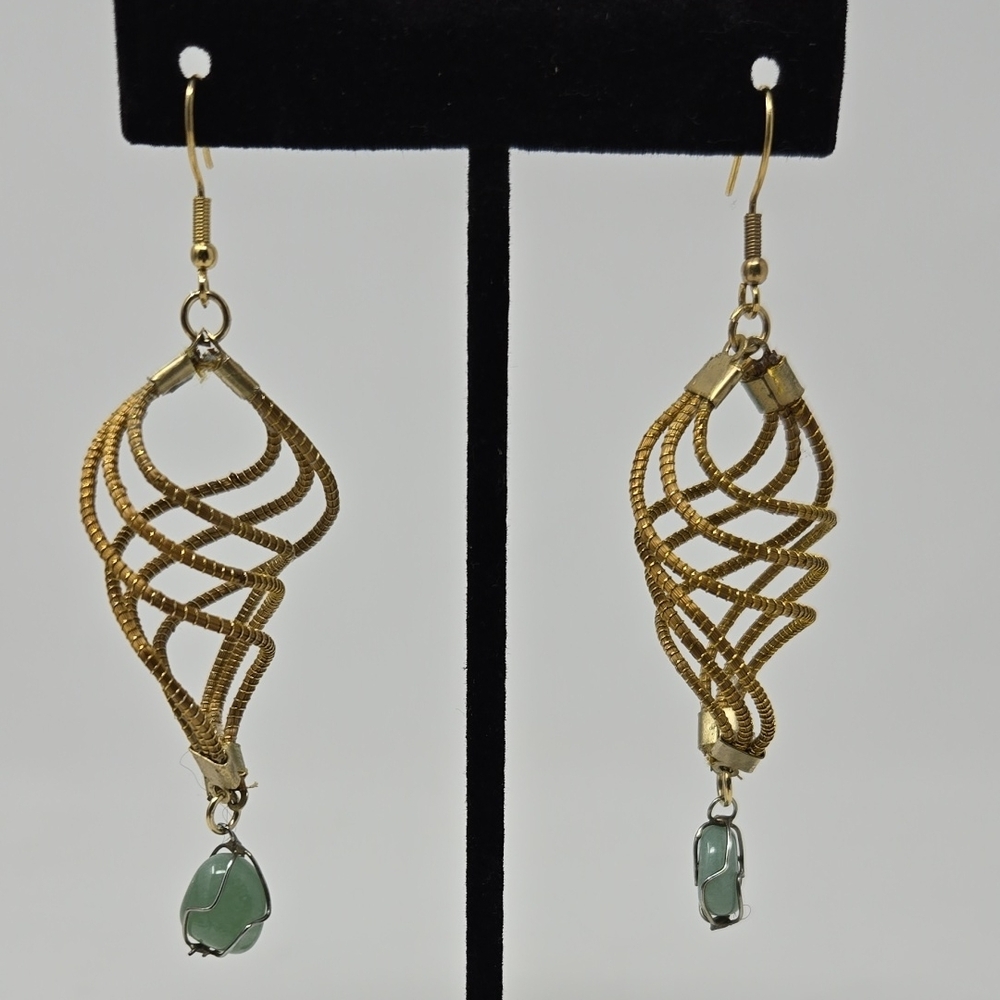 Vintage Gold and Green Teardrop Dangle Earrings with Gemstone